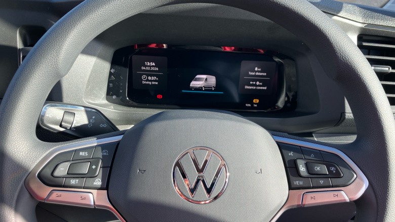 Volkswagen Crafter Cr35 Mwb Diesel Fwd 2.0 TDI 140PS Commerce Plus High Roof Van